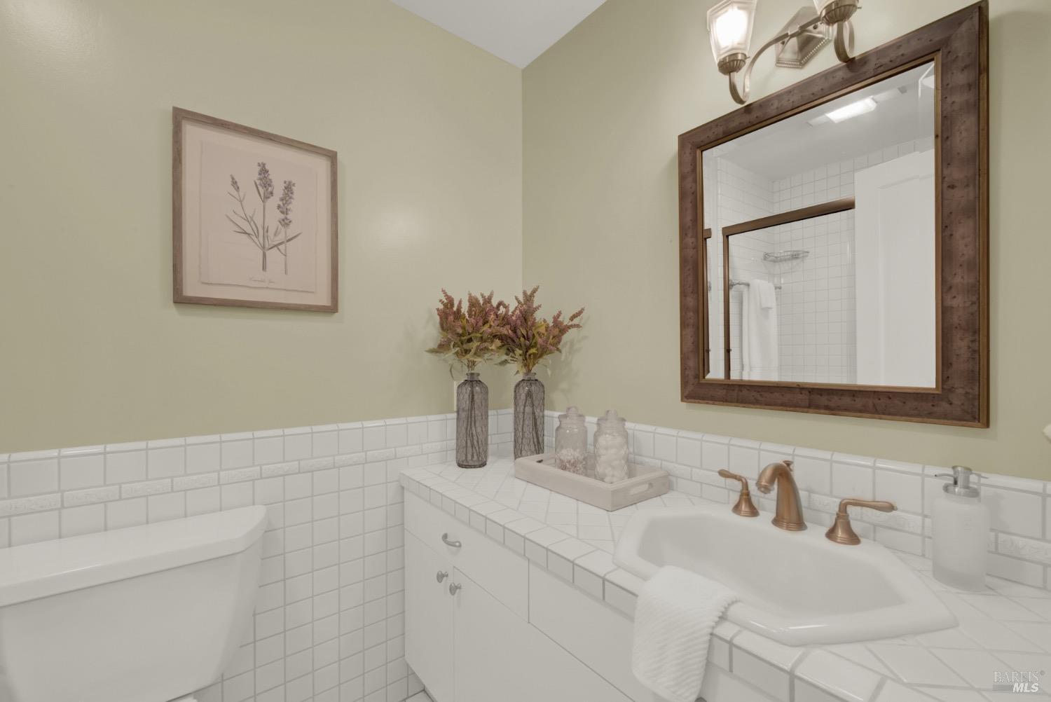 Detail Gallery Image 28 of 89 For 3780 Hagen Rd, Napa,  CA 94558 - 3 Beds | 3/1 Baths