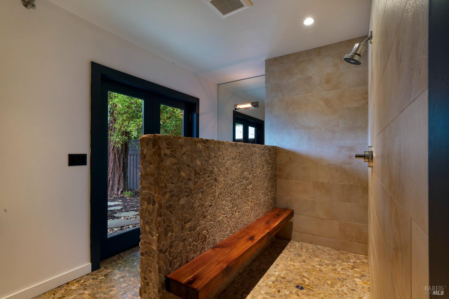 Detail Gallery Image 32 of 43 For 1325 Hillview Pl, Saint Helena,  CA 94574 - 4 Beds | 3/1 Baths