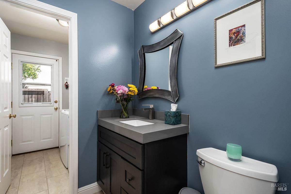 Detail Gallery Image 23 of 47 For 85 Stanford Ct, Novato,  CA 94947 - 4 Beds | 2/1 Baths