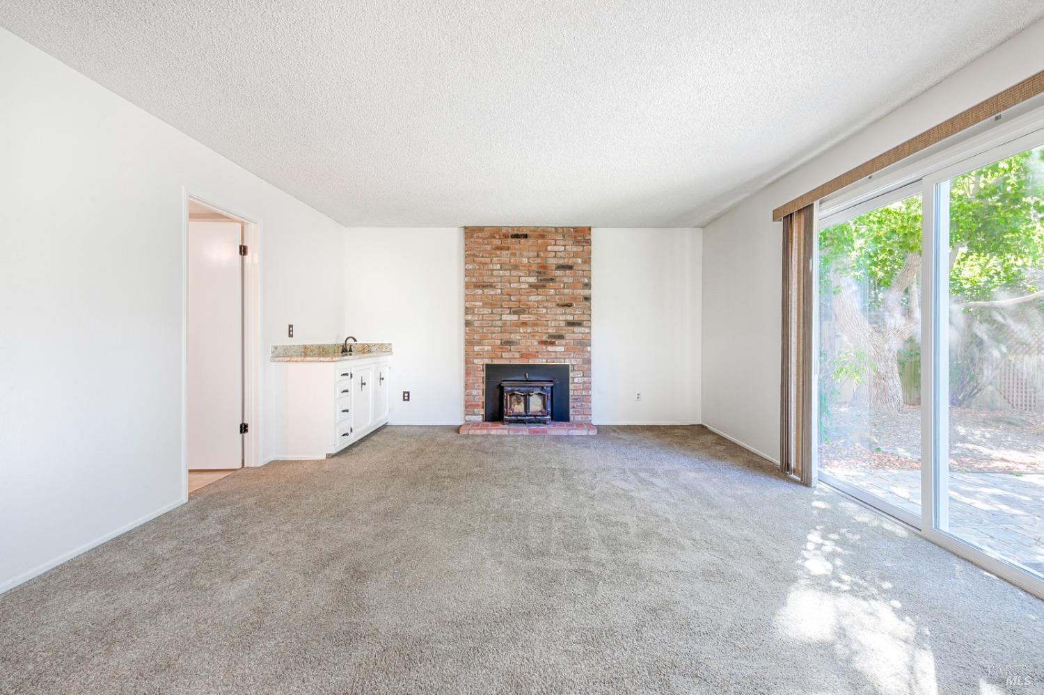 Detail Gallery Image 20 of 58 For 2174 Nightingale Dr, Santa Rosa,  CA 95403 - 4 Beds | 2/1 Baths