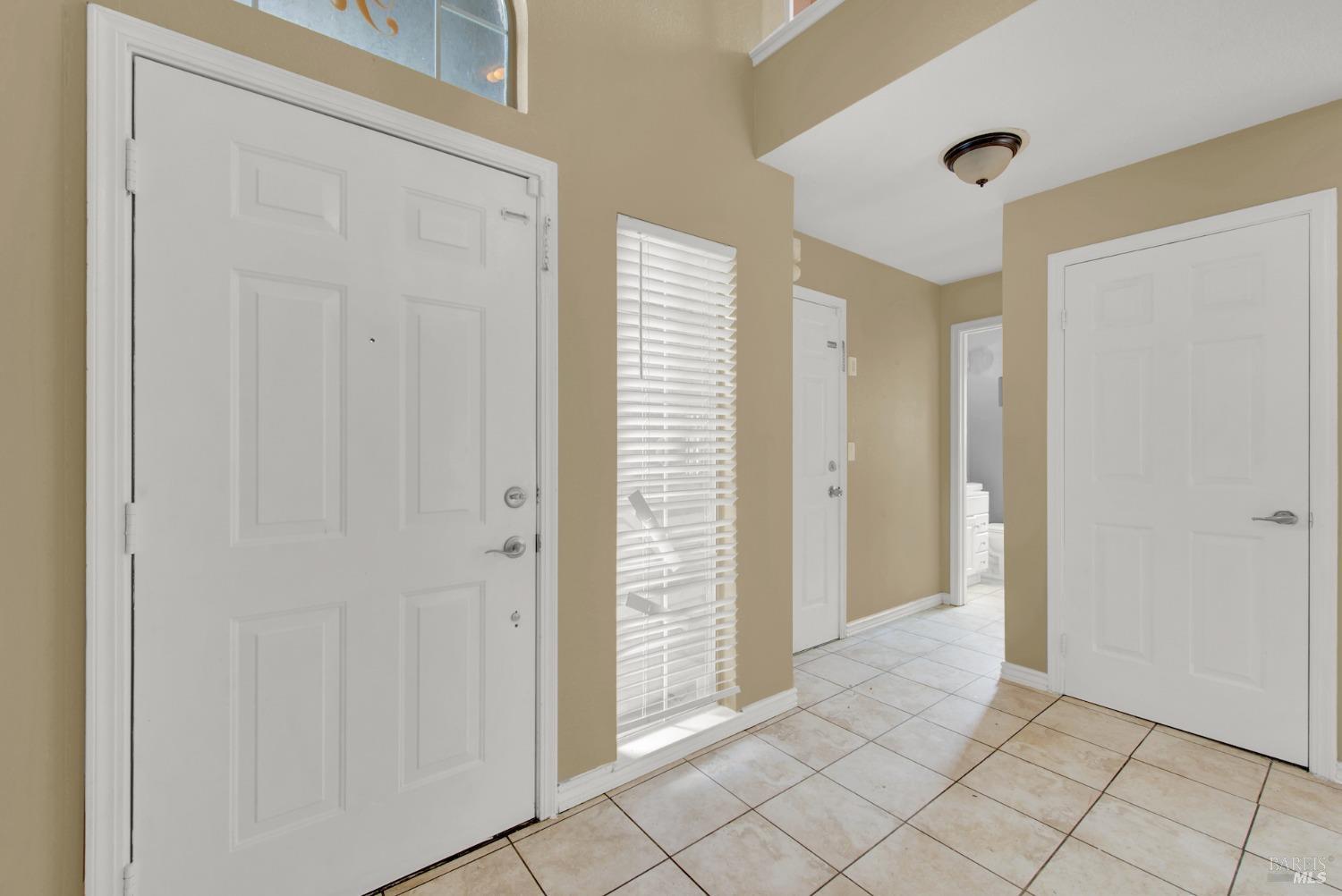 Detail Gallery Image 6 of 72 For 503 Floyd Ct, Suisun City,  CA 94585 - 3 Beds | 2/1 Baths