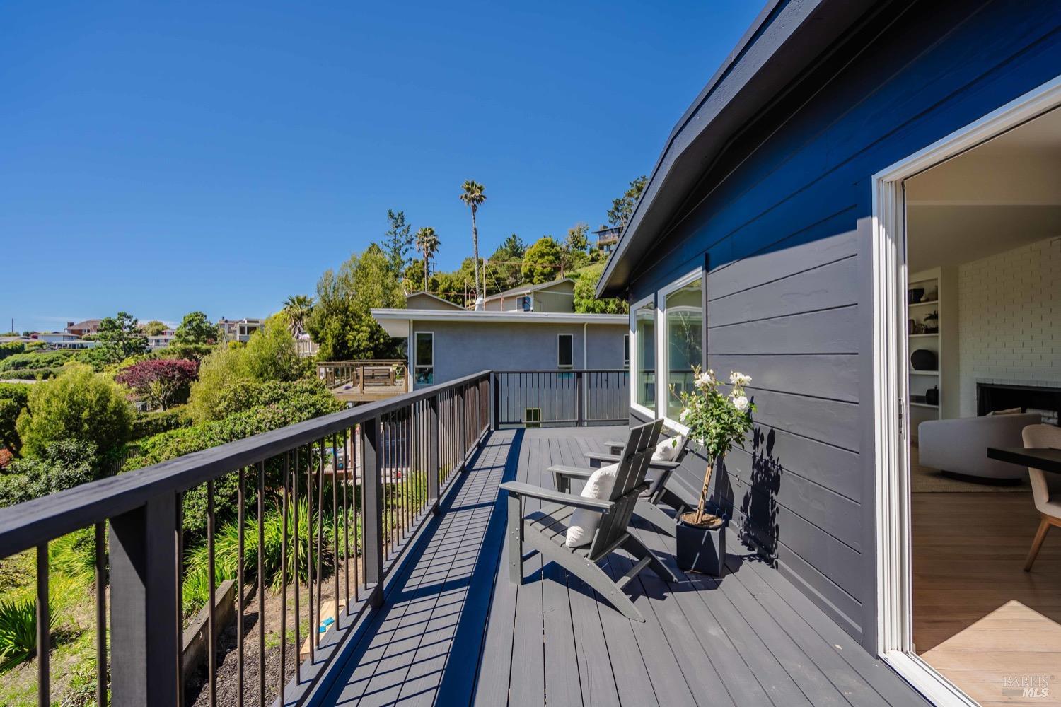 Detail Gallery Image 48 of 72 For 2220 Vistazo St, Tiburon,  CA 94920 - 3 Beds | 2 Baths