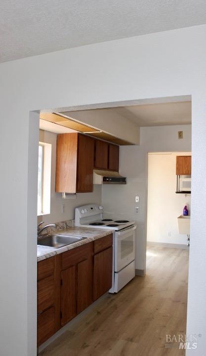 Detail Gallery Image 16 of 21 For 6924 Hammond Ave, Upper Lake,  CA 95485 - 2 Beds | 1/1 Baths
