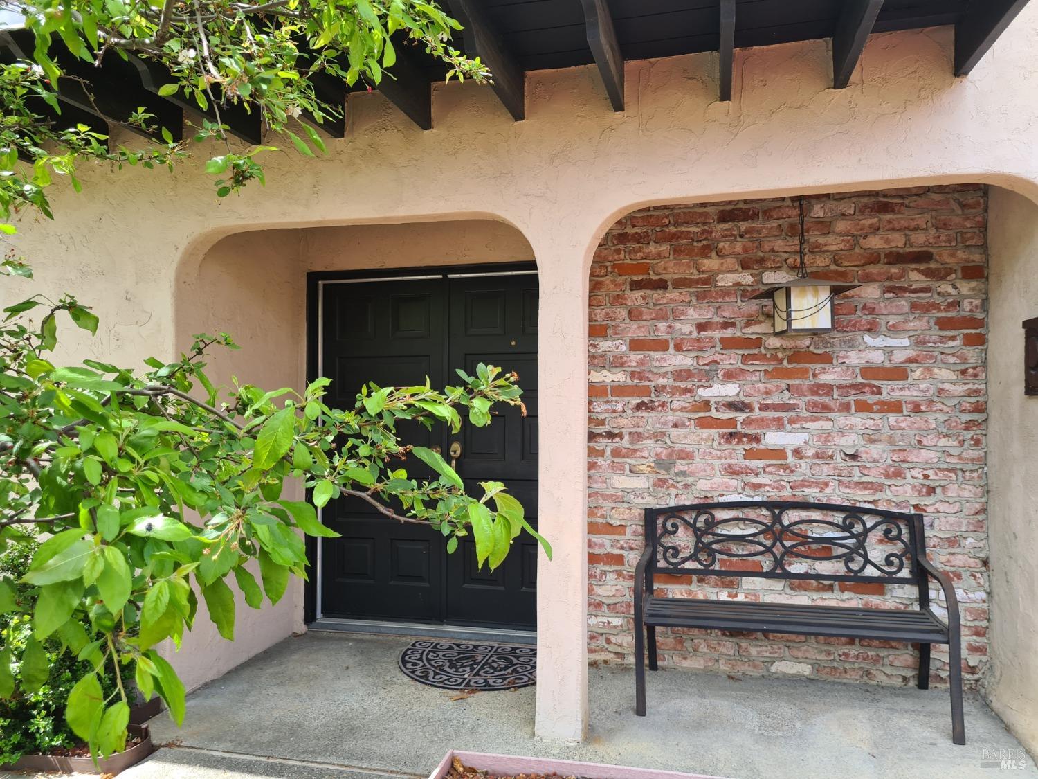 Detail Gallery Image 2 of 22 For 22 Grande Paseo Unkn, San Rafael,  CA 94903 - 3 Beds | 2/1 Baths