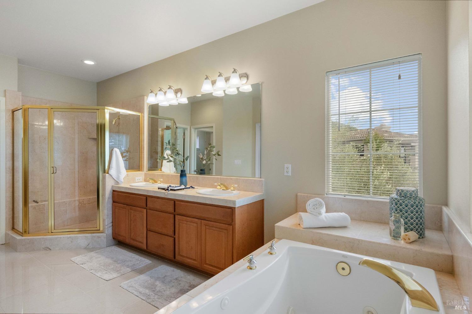 Detail Gallery Image 24 of 39 For 501 Alta Mesa Pl, Napa,  CA 94558 - 3 Beds | 2/1 Baths