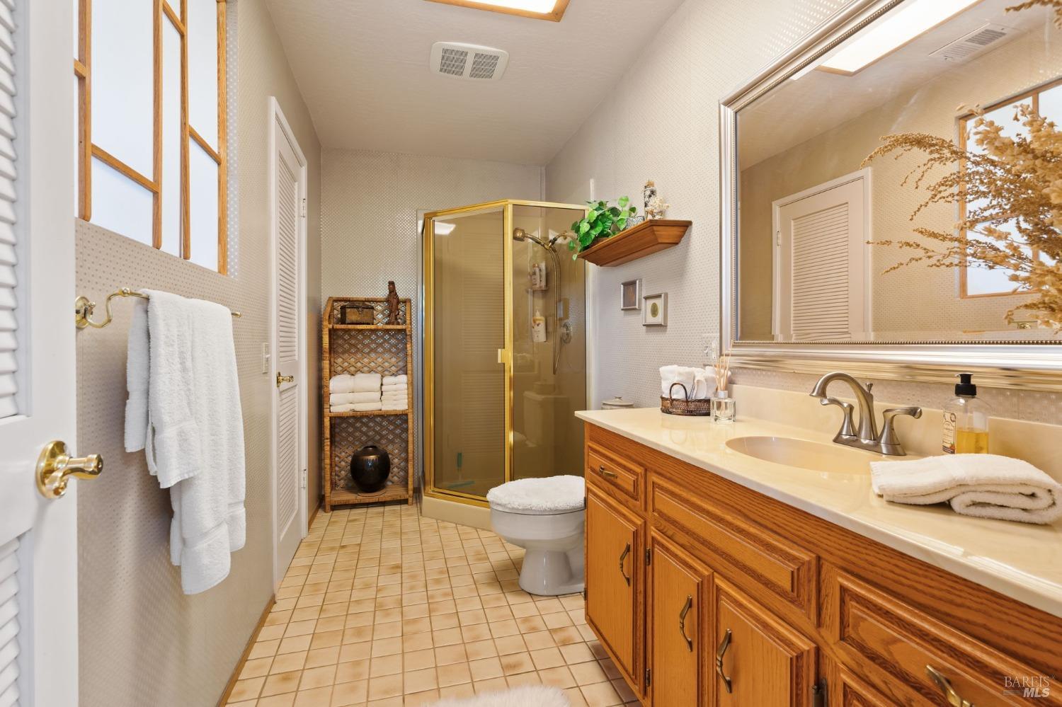 Detail Gallery Image 20 of 68 For 200 Breezewood Dr, Geyserville,  CA 95441 - 2 Beds | 2 Baths