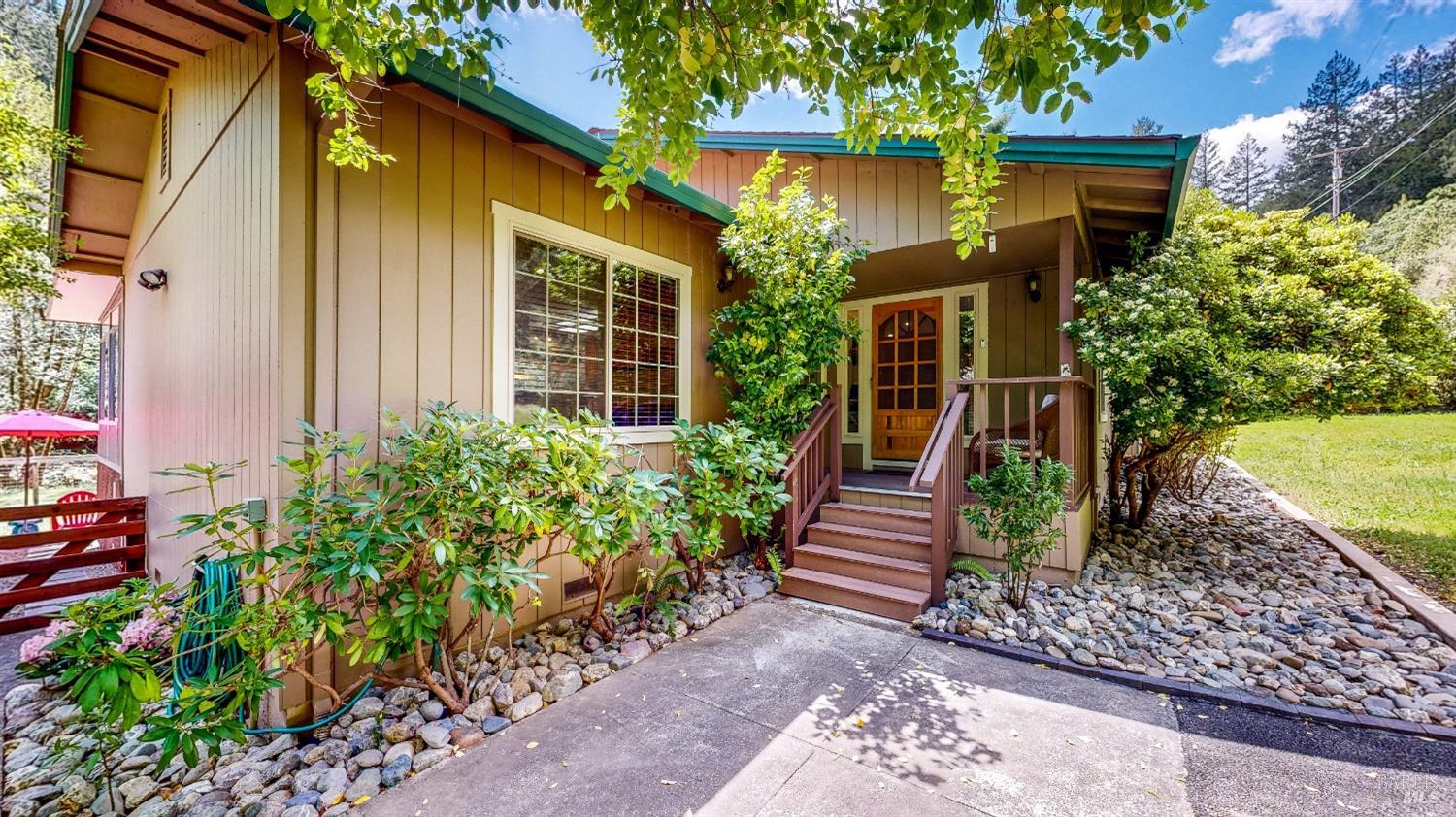 Detail Gallery Image 4 of 48 For 11819 Green Valley Rd, Sebastopol,  CA 95472 - 2 Beds | 2 Baths
