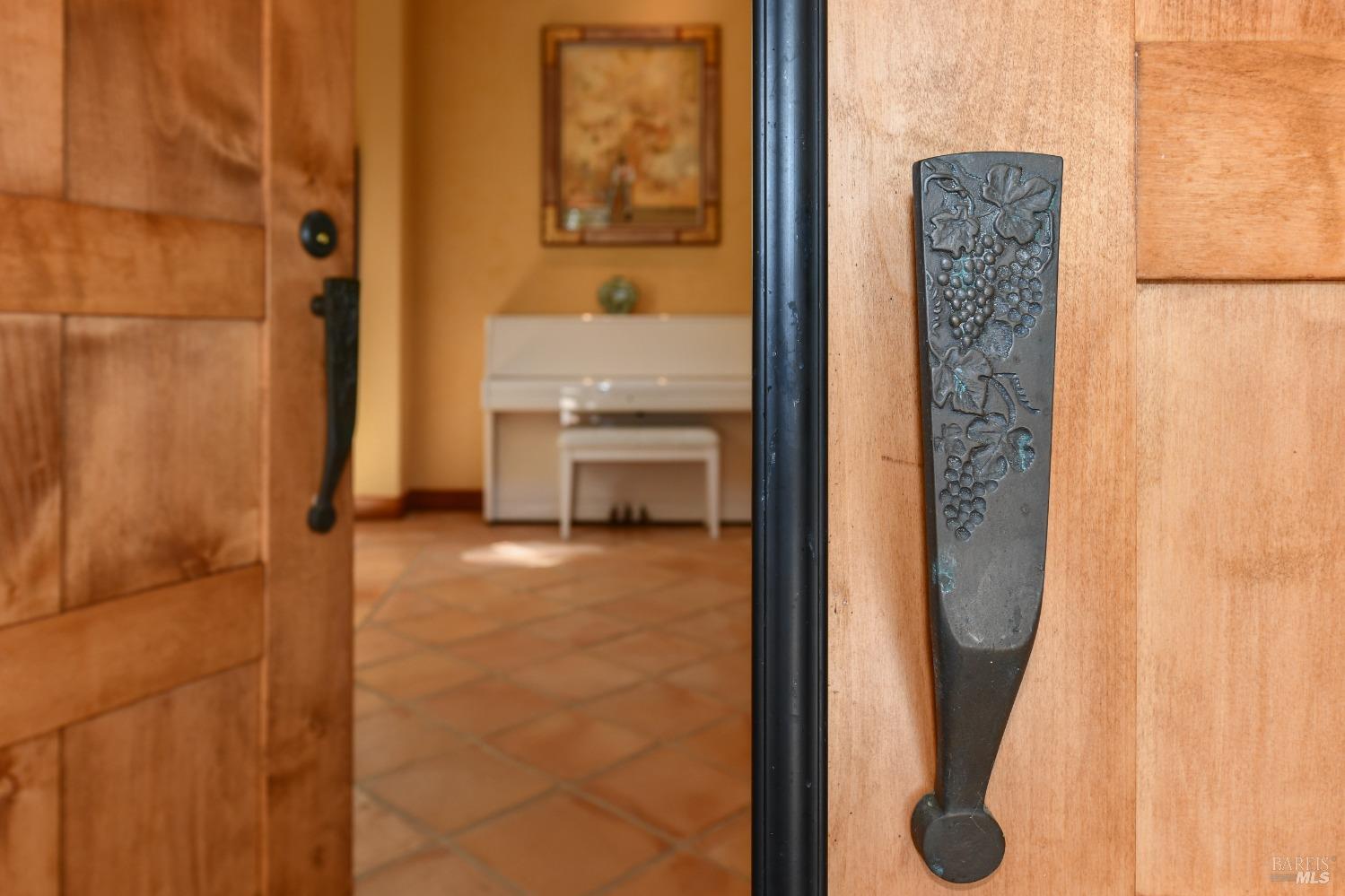 Detail Gallery Image 8 of 77 For 386 Dutch Henry Canyon Rd, Calistoga,  CA 94515 - 3 Beds | 2/1 Baths