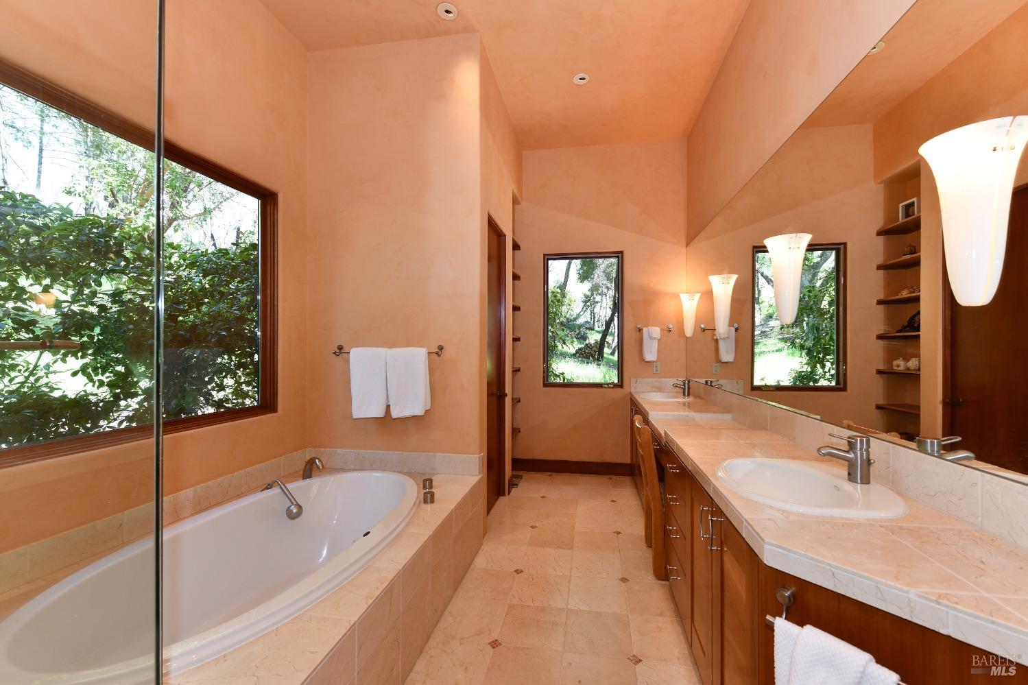 Detail Gallery Image 27 of 77 For 386 Dutch Henry Canyon Rd, Calistoga,  CA 94515 - 3 Beds | 2/1 Baths