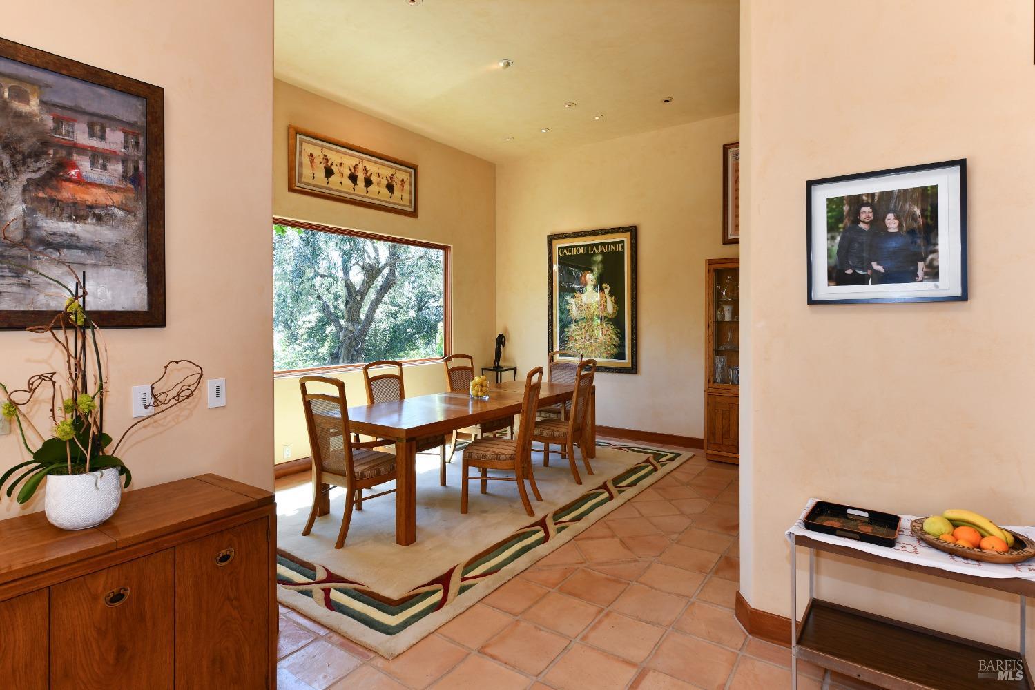 Detail Gallery Image 15 of 77 For 386 Dutch Henry Canyon Rd, Calistoga,  CA 94515 - 3 Beds | 2/1 Baths