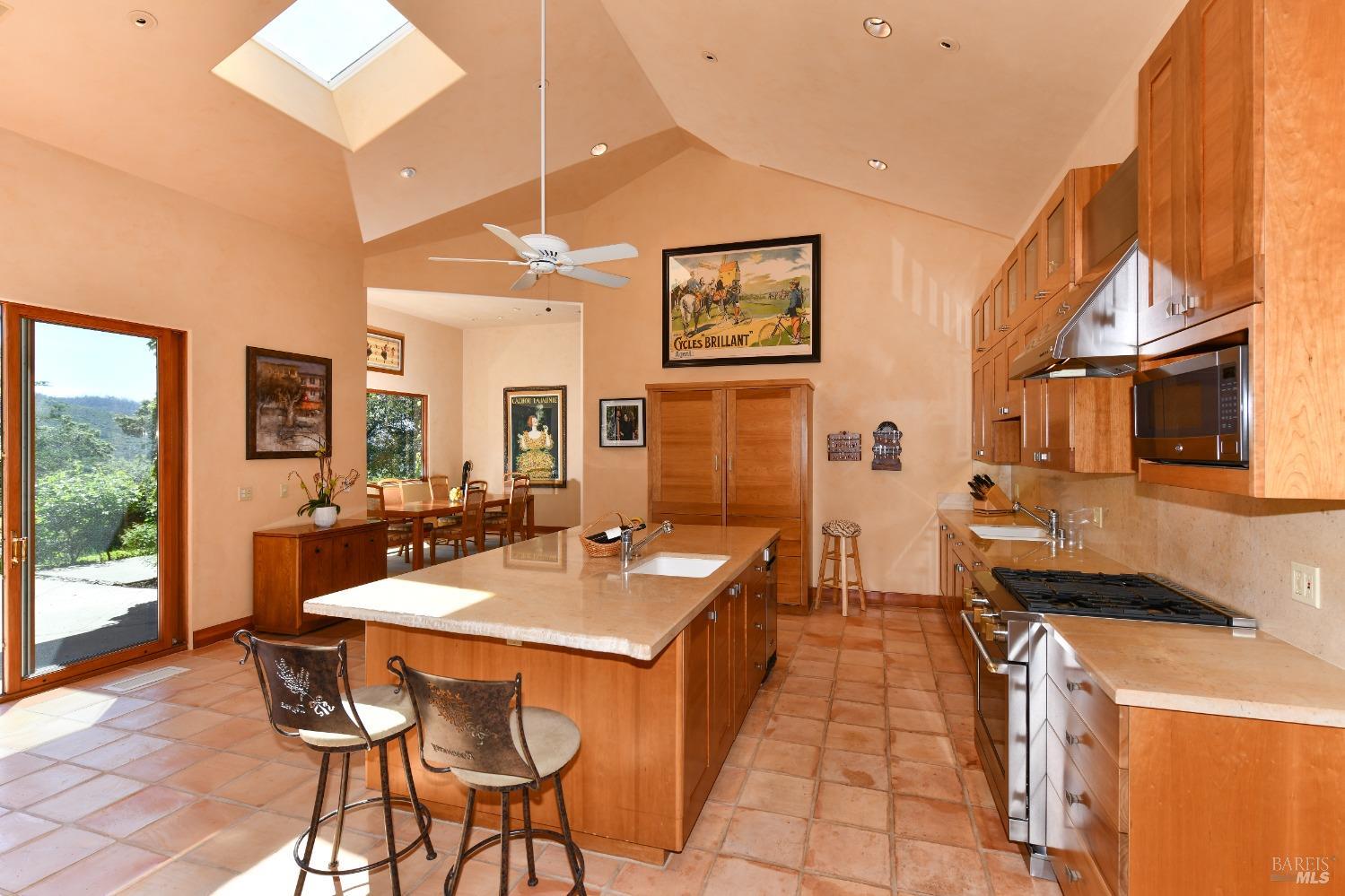Detail Gallery Image 9 of 77 For 386 Dutch Henry Canyon Rd, Calistoga,  CA 94515 - 3 Beds | 2/1 Baths