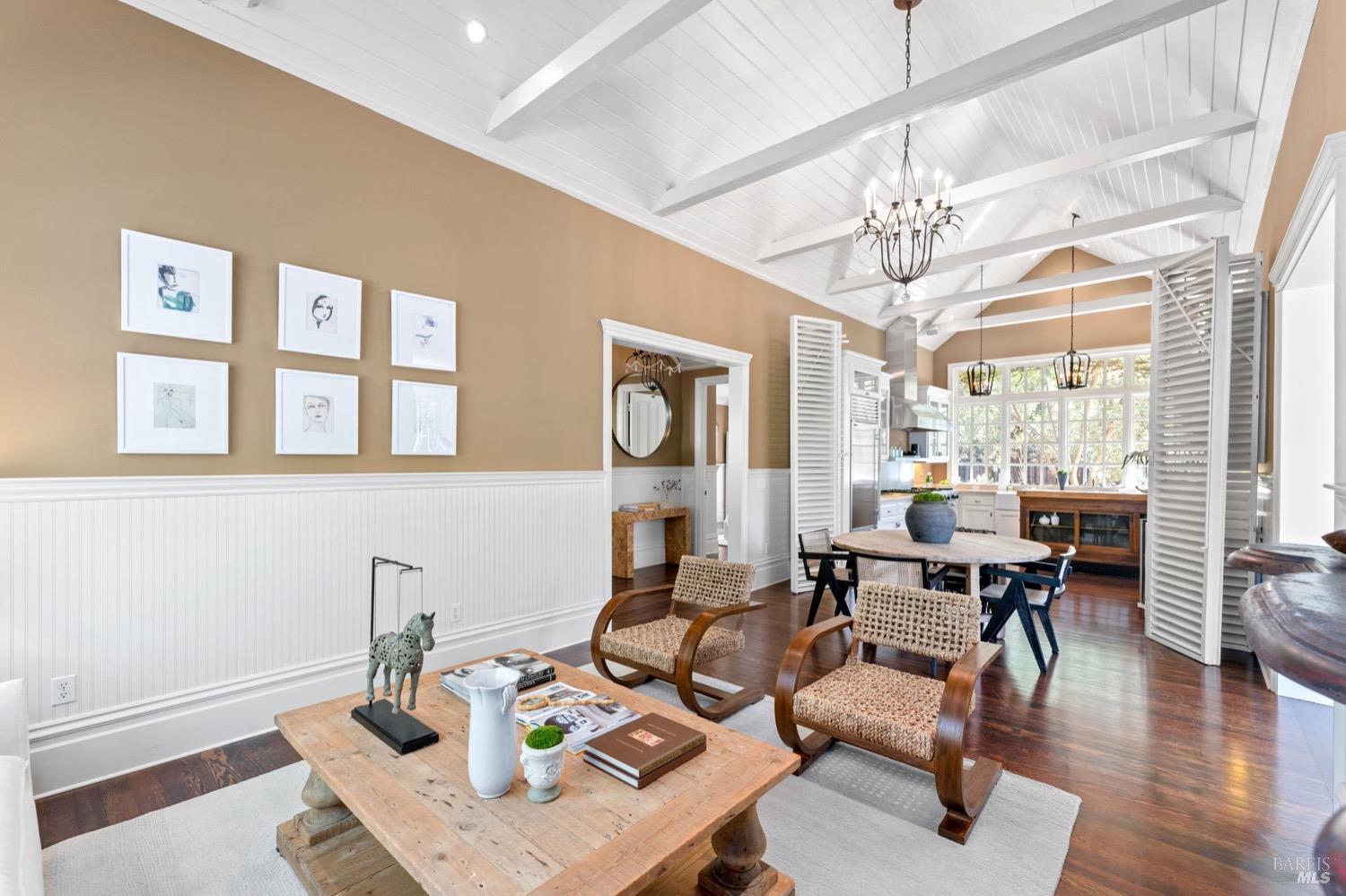 Detail Gallery Image 13 of 88 For 1531 Oak Ave, Saint Helena,  CA 94574 - 2 Beds | 2/1 Baths