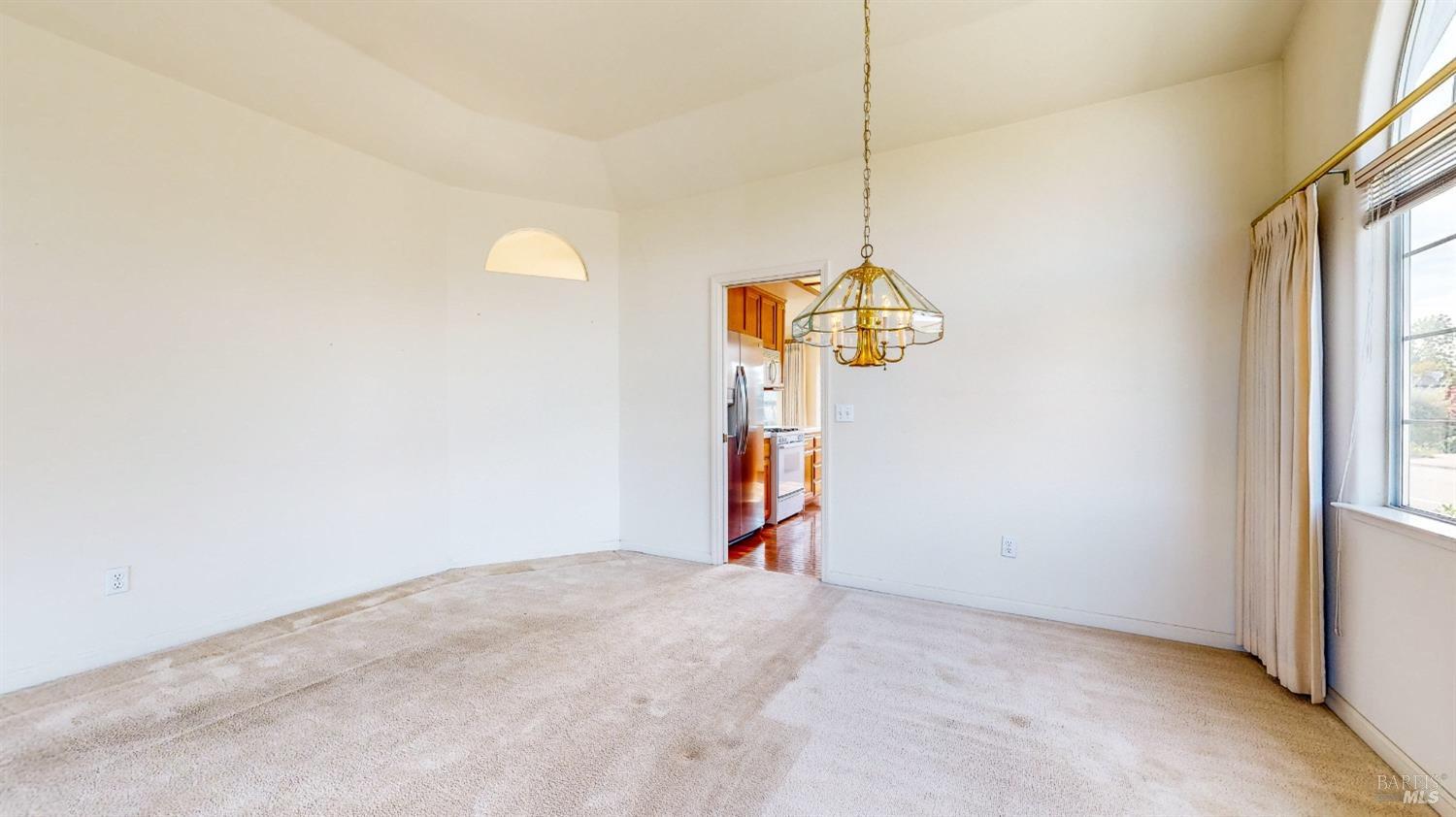 Detail Gallery Image 12 of 49 For 2181 Erika St, Santa Rosa,  CA 95403 - 3 Beds | 2 Baths