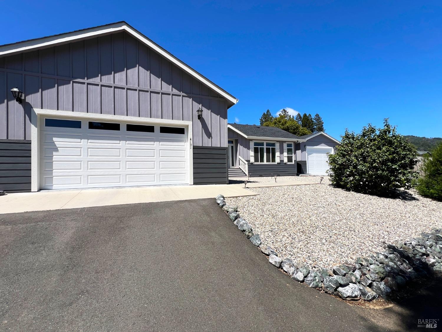 Photo of 4191 Fisher Lake Dr in Redwood Valley, CA