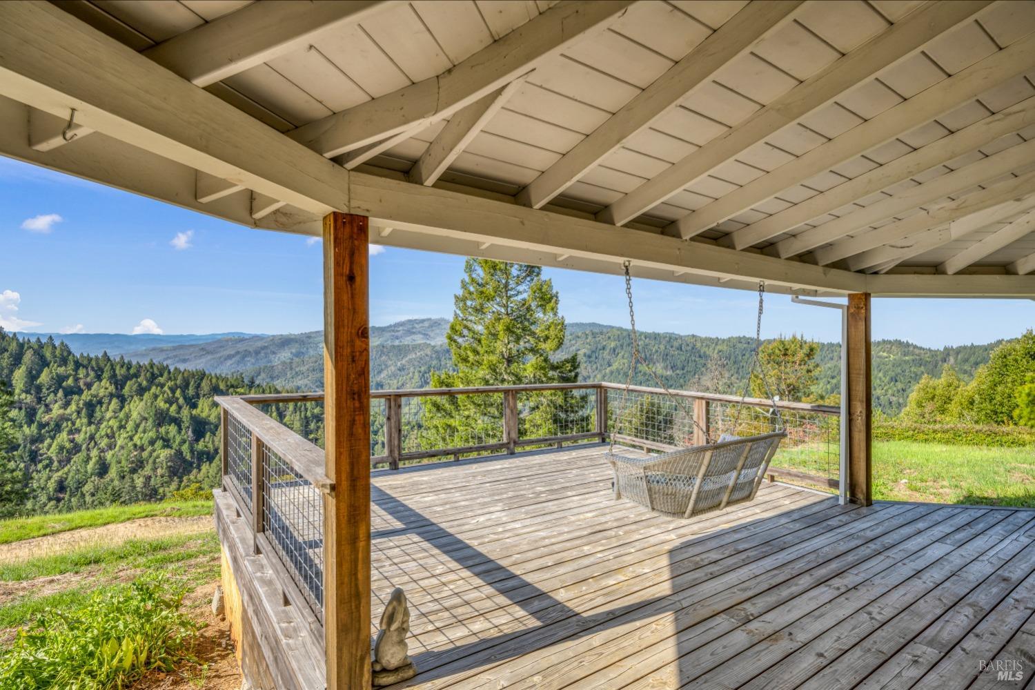Detail Gallery Image 12 of 33 For 6425 Appaloosa Way, Redwood Valley,  CA 95470 - 3 Beds | 2/1 Baths