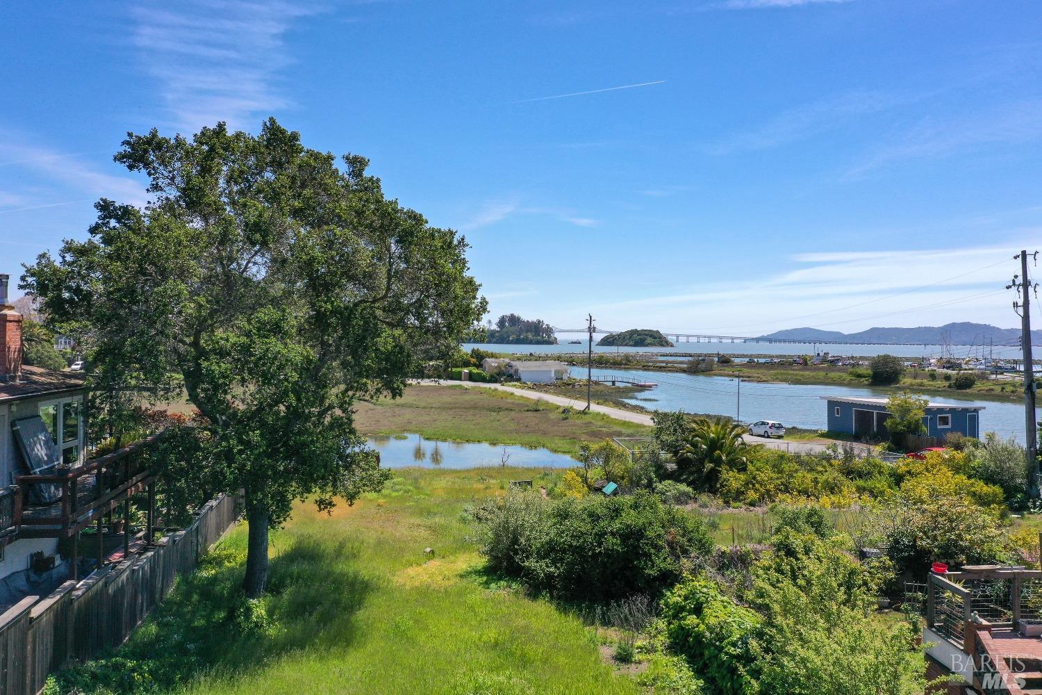Detail Gallery Image 8 of 19 For 726 Point San Pedro Rd, San Rafael,  CA 94901 - – Beds | – Baths