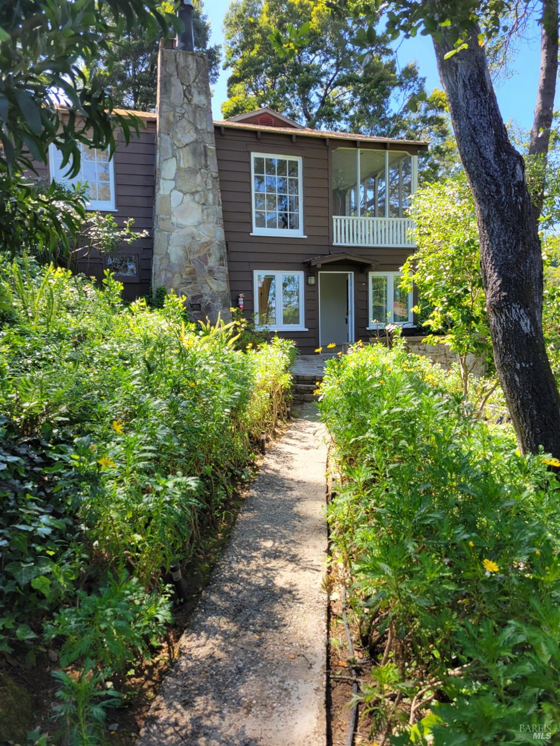 Detail Gallery Image 18 of 21 For 140 Hill Path St, Corte Madera,  CA 94925 - 1 Beds | 1 Baths