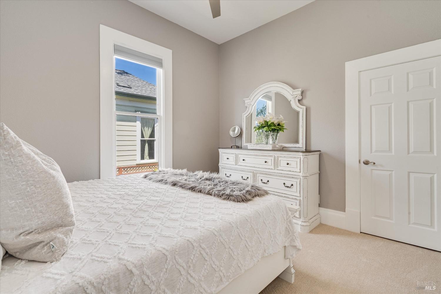 Detail Gallery Image 14 of 42 For 2031 Main St, Napa,  CA 94559 - 6 Beds | 4 Baths