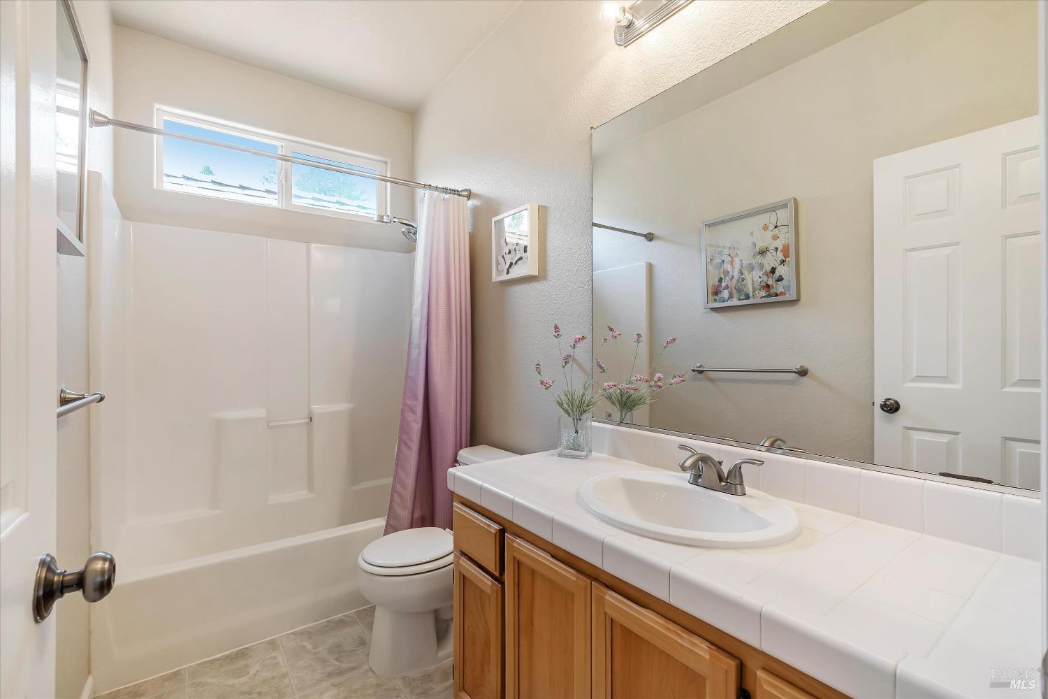 Detail Gallery Image 22 of 41 For 467 Gamay Dr, Cloverdale,  CA 95425 - 3 Beds | 2 Baths