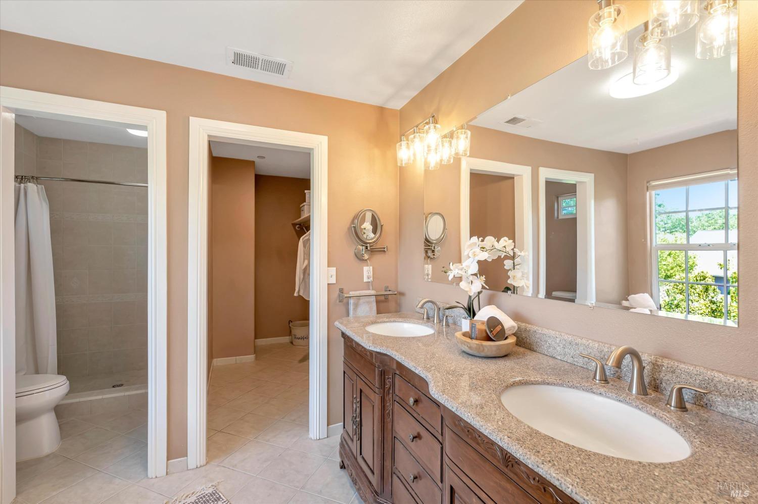 Detail Gallery Image 16 of 36 For 2730 Brush St, Graton,  CA 95444 - 4 Beds | 2/1 Baths