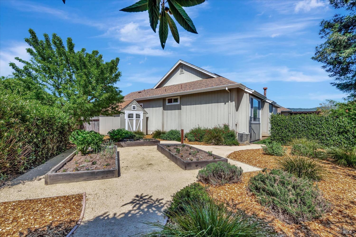 Detail Gallery Image 34 of 41 For 467 Gamay Dr, Cloverdale,  CA 95425 - 3 Beds | 2 Baths