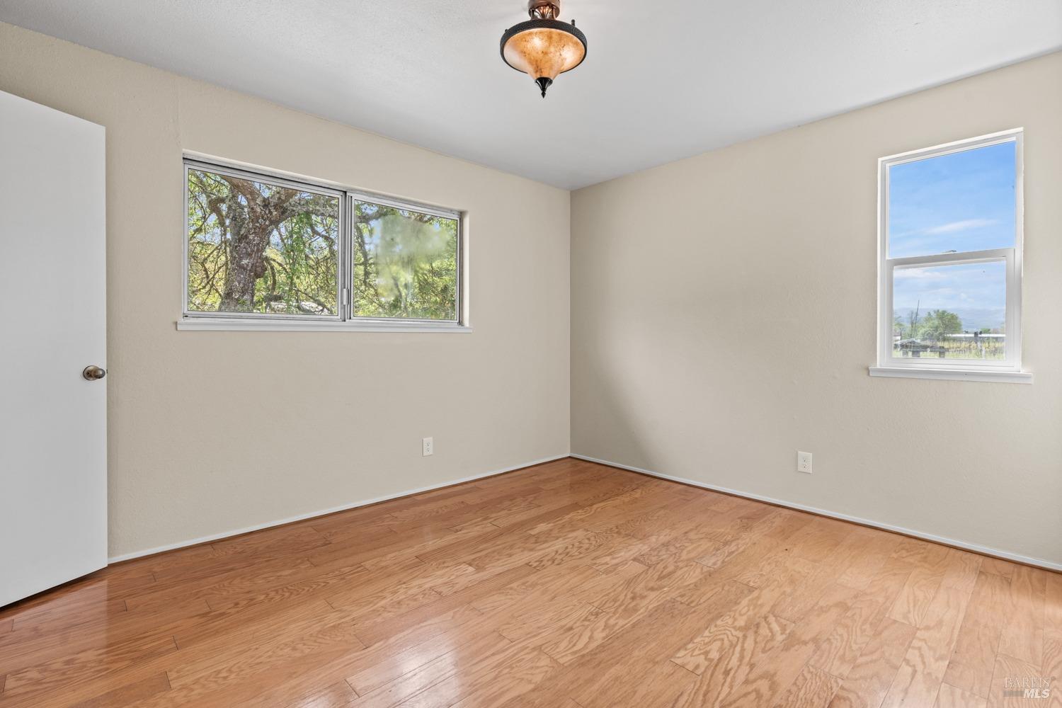 Detail Gallery Image 13 of 23 For 10861 Main St, Potter Valley,  CA 95469 - 4 Beds | 1/1 Baths