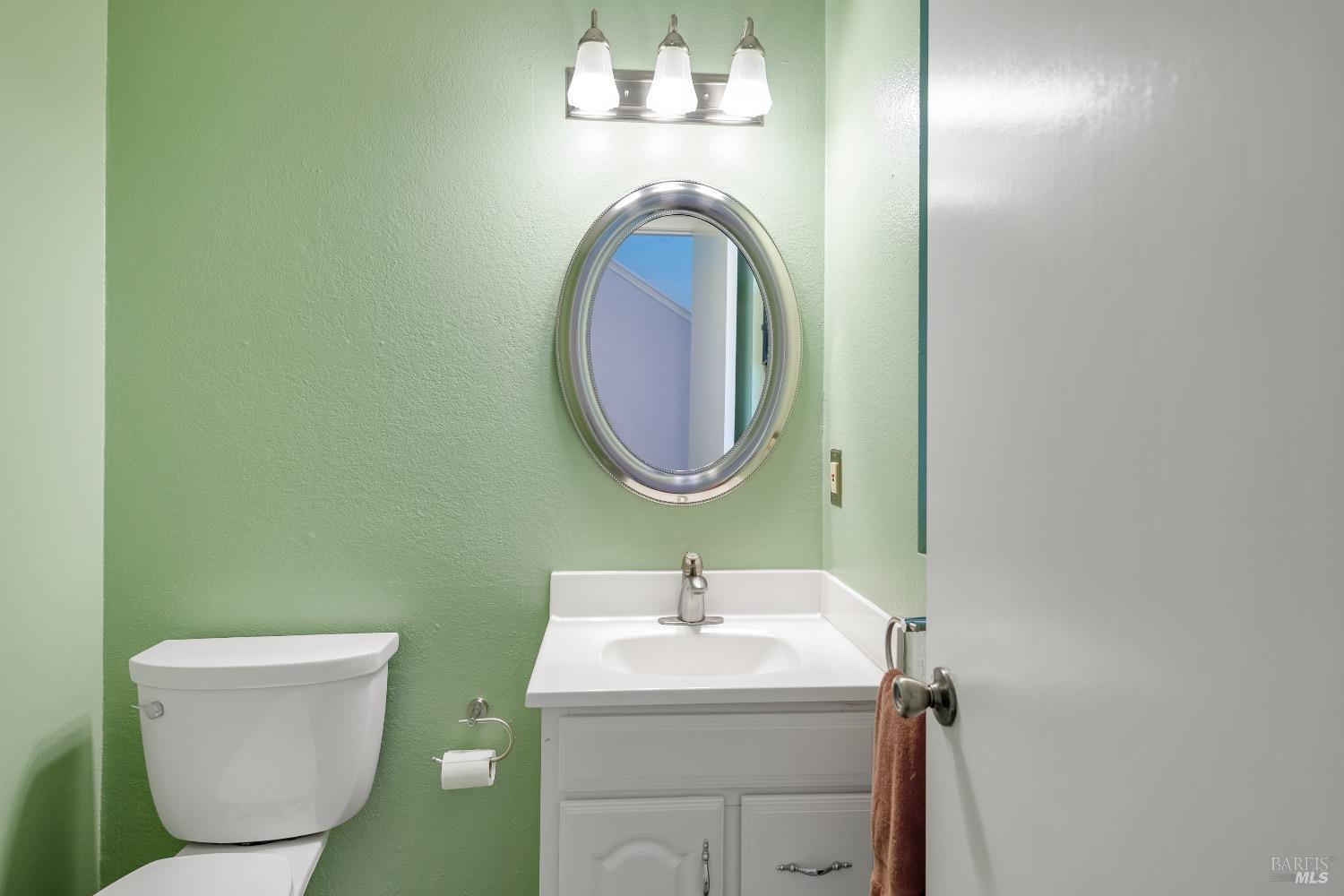Detail Gallery Image 14 of 36 For 19167 Robinson Rd #Z,  Sonoma,  CA 95476 - 2 Beds | 1/1 Baths