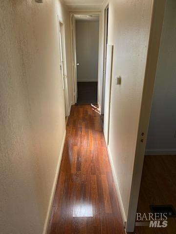 Detail Gallery Image 6 of 13 For 2500 Springs Rd 226, Vallejo,  CA 94591 - 2 Beds | 1 Baths