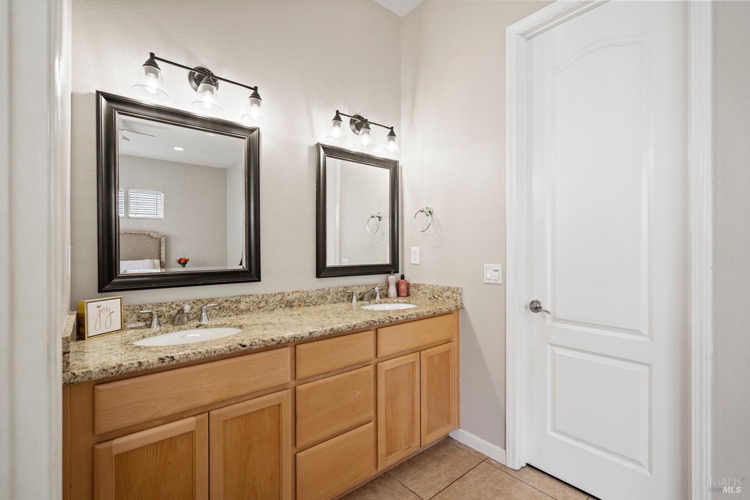 Detail Gallery Image 19 of 23 For 1347 Lance Dr, Santa Rosa,  CA 95401 - 3 Beds | 2 Baths