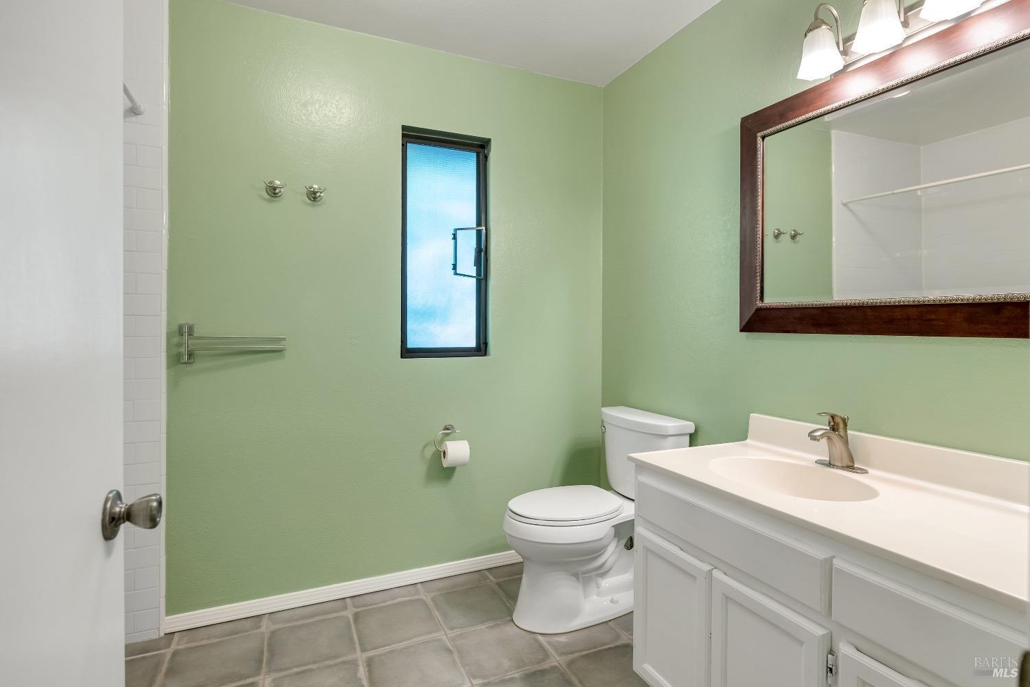 Detail Gallery Image 19 of 36 For 19167 Robinson Rd #Z,  Sonoma,  CA 95476 - 2 Beds | 1/1 Baths