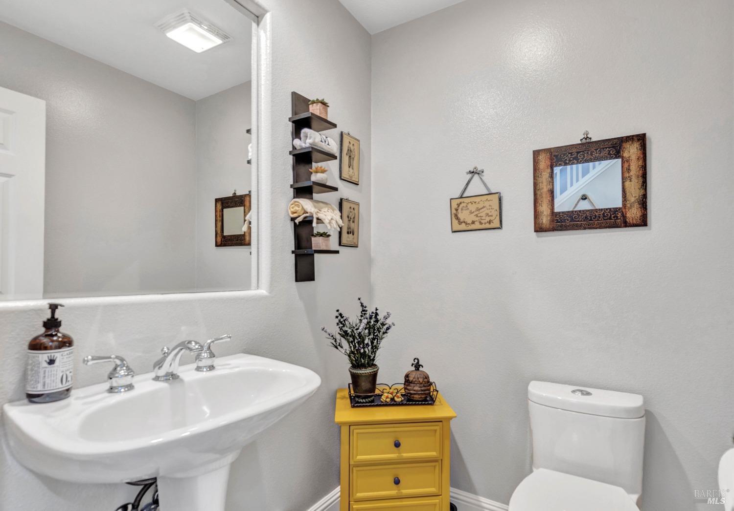 Detail Gallery Image 29 of 60 For 4060 Nottingham Ct, Vallejo,  CA 94591 - 4 Beds | 3/1 Baths