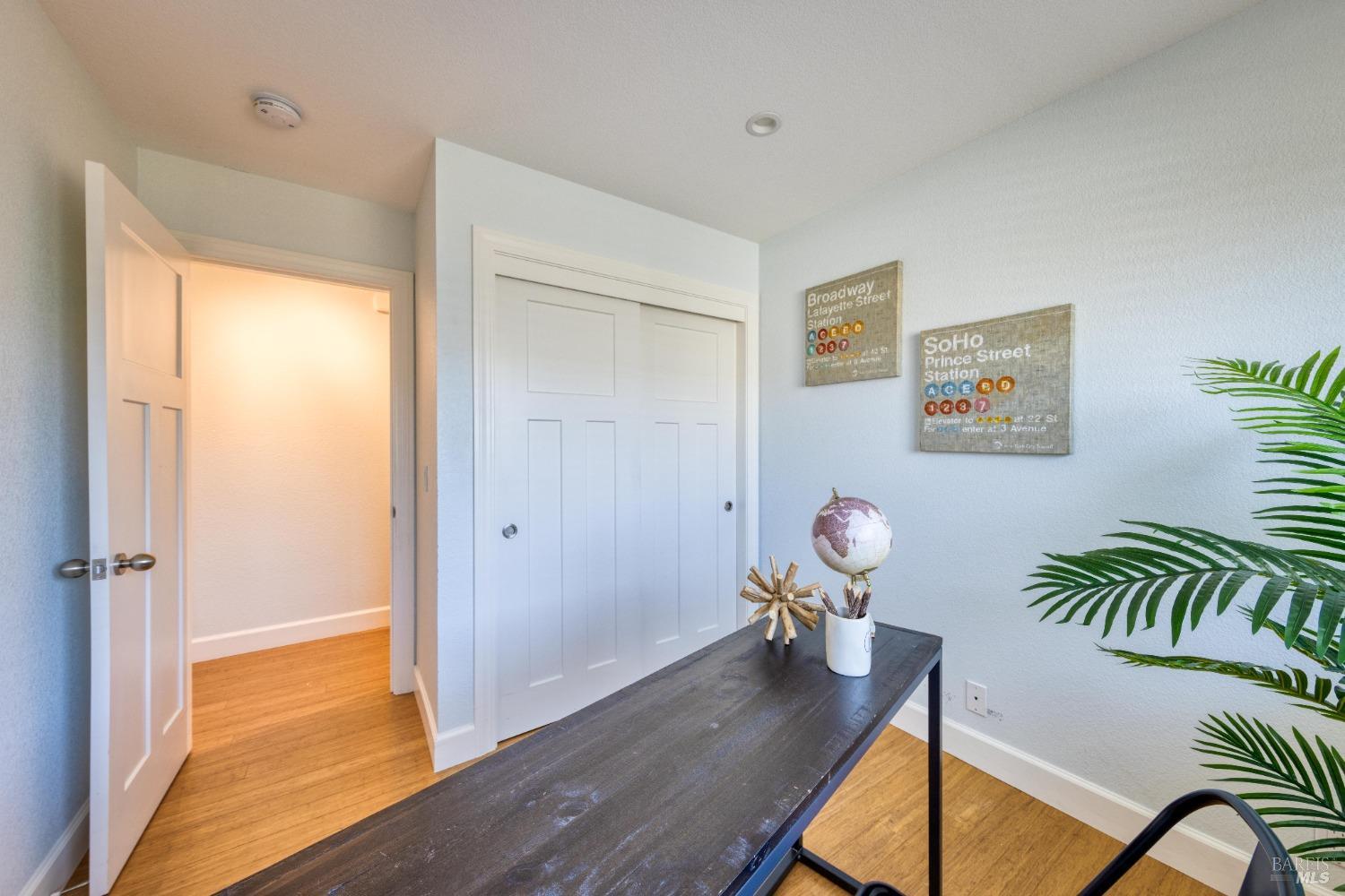 Detail Gallery Image 15 of 32 For 3369 Sansone Ct, Santa Rosa,  CA 95403 - 3 Beds | 2 Baths