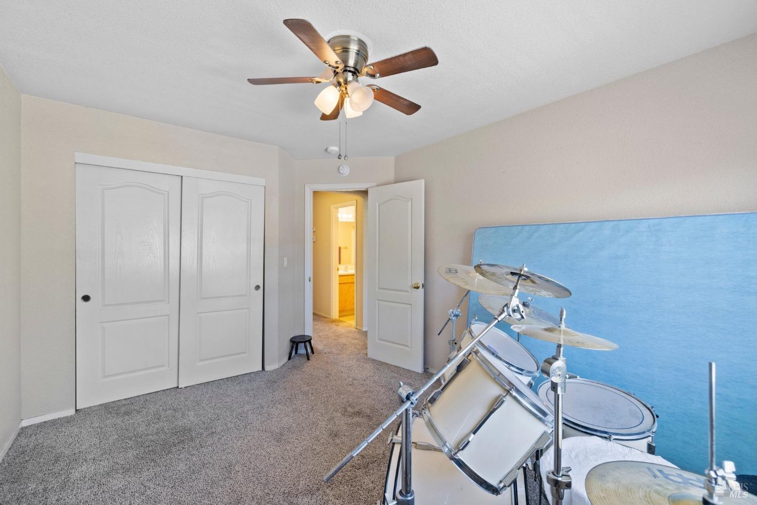Detail Gallery Image 22 of 26 For 13 Aspen Ct, Vallejo,  CA 94591 - 3 Beds | 2/1 Baths