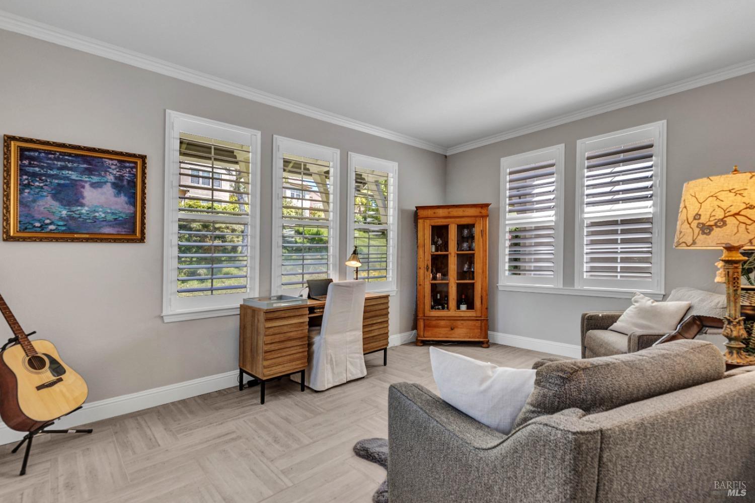 Detail Gallery Image 8 of 60 For 4060 Nottingham Ct, Vallejo,  CA 94591 - 4 Beds | 3/1 Baths