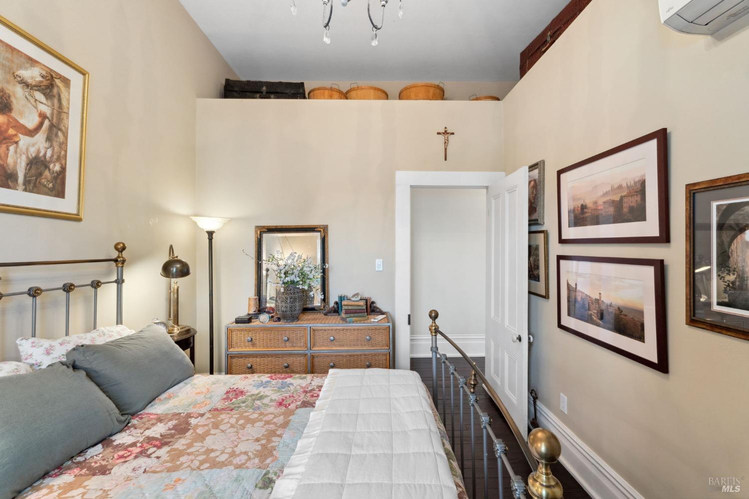 Detail Gallery Image 31 of 79 For 1030 Napa St, Napa,  CA 94559 - 3 Beds | 2 Baths