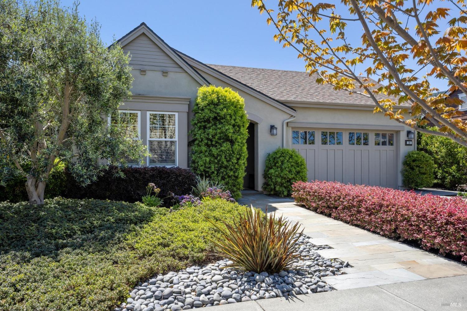 Detail Gallery Image 1 of 60 For 10 Orchid Dr, Larkspur,  CA 94939 - 3 Beds | 3/1 Baths