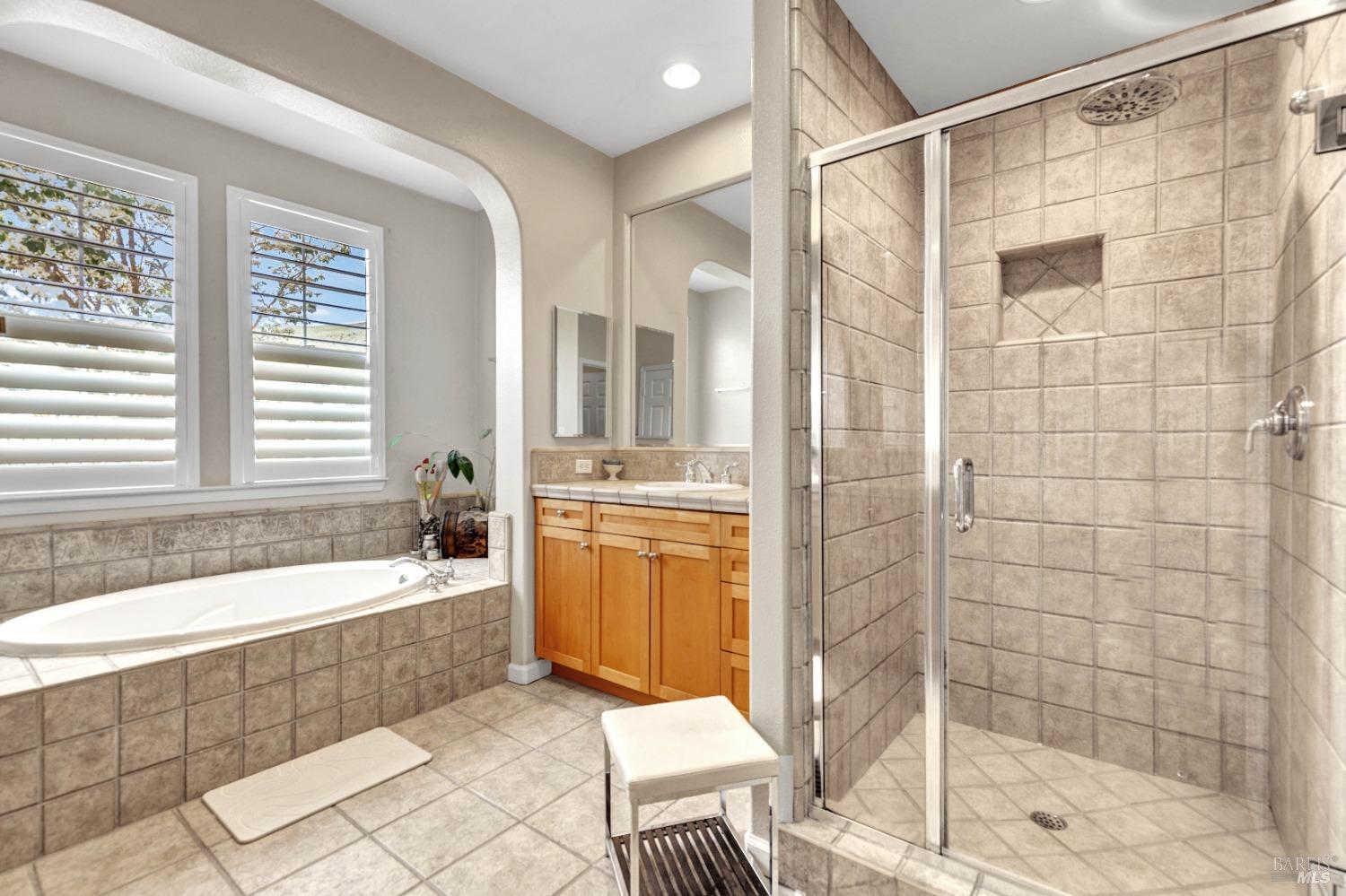 Detail Gallery Image 26 of 60 For 4060 Nottingham Ct, Vallejo,  CA 94591 - 4 Beds | 3/1 Baths