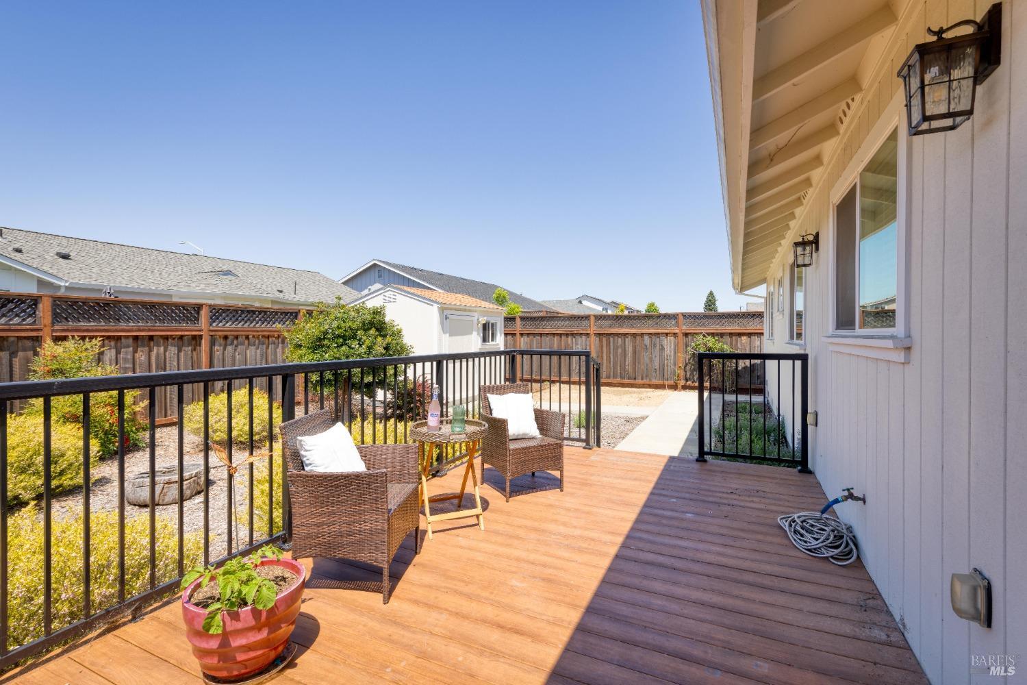 Detail Gallery Image 25 of 32 For 3369 Sansone Ct, Santa Rosa,  CA 95403 - 3 Beds | 2 Baths