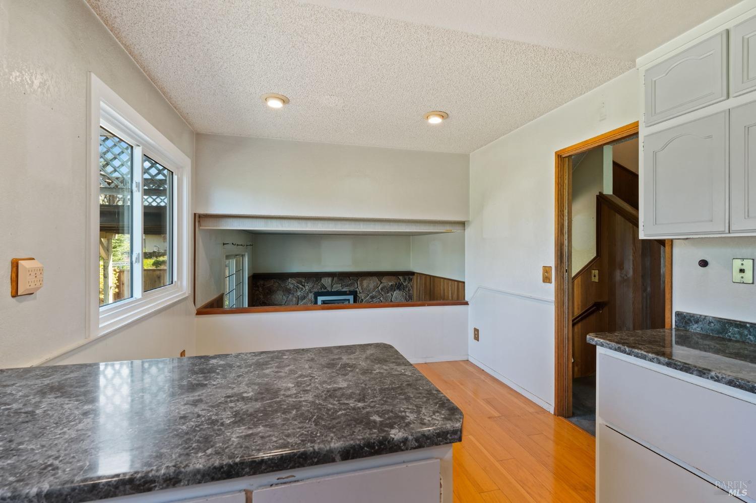 Detail Gallery Image 49 of 79 For 4671 Fairway Dr, Rohnert Park,  CA 94928 - 4 Beds | 2/1 Baths