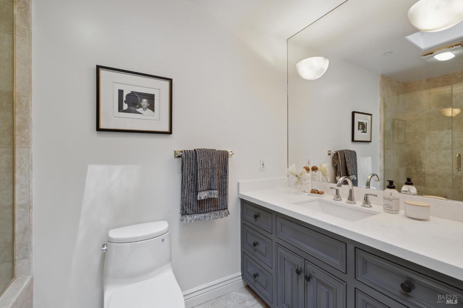 Detail Gallery Image 23 of 39 For 33 Winwood Pl, Mill Valley,  CA 94941 - 3 Beds | 2 Baths