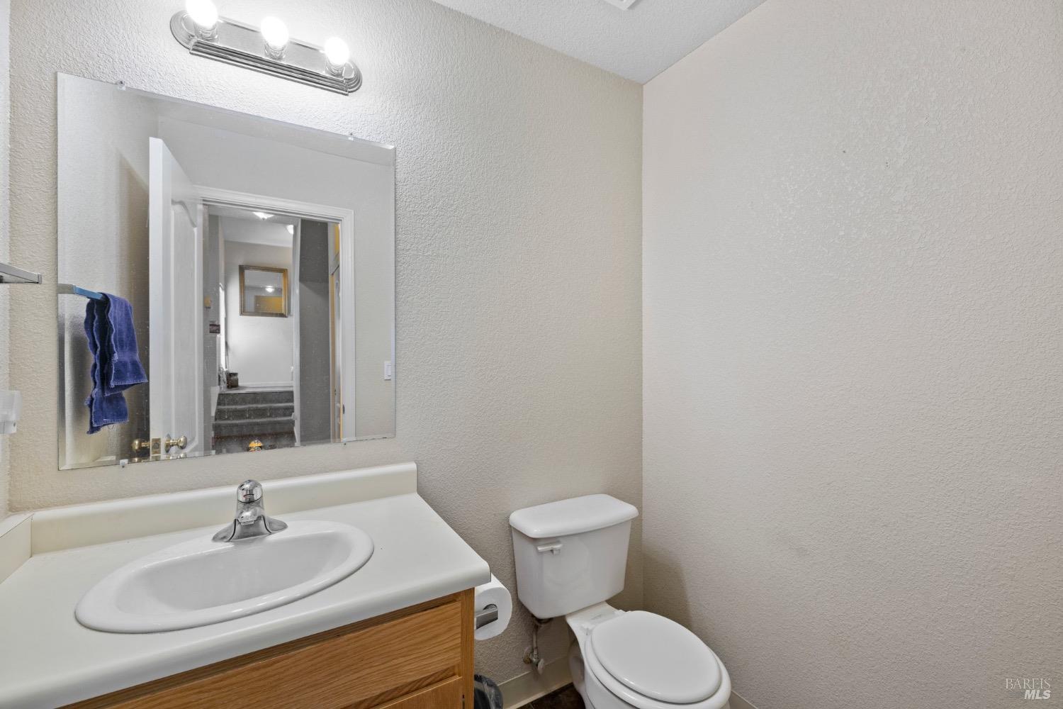 Detail Gallery Image 11 of 26 For 13 Aspen Ct, Vallejo,  CA 94591 - 3 Beds | 2/1 Baths