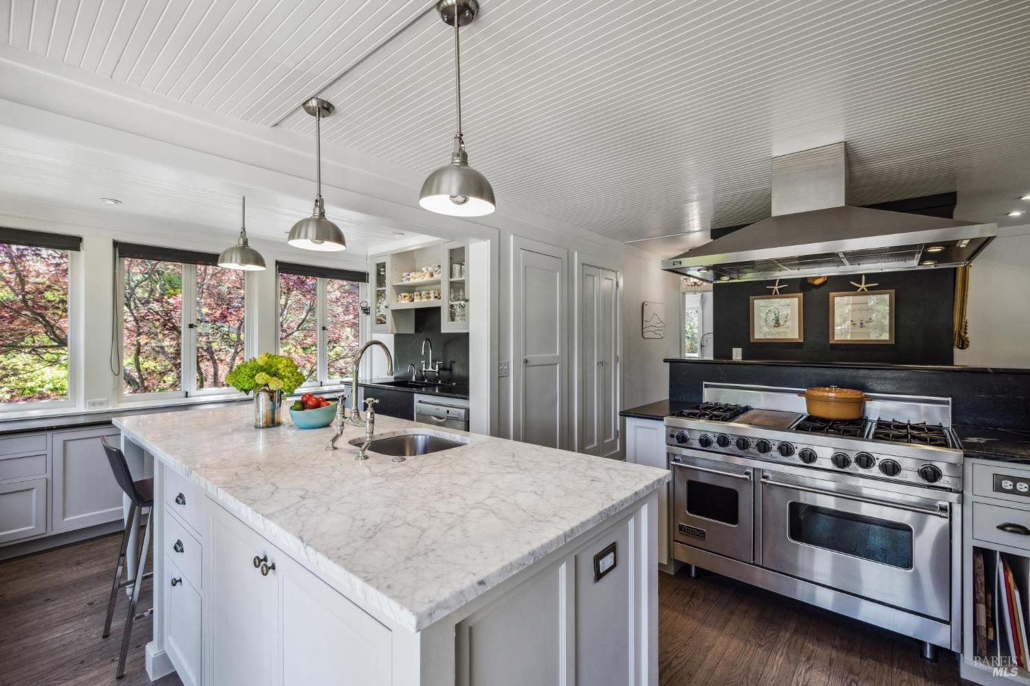 Detail Gallery Image 18 of 87 For 465 Corona Ave, Lagunitas,  CA 94938 - 4 Beds | 4/1 Baths