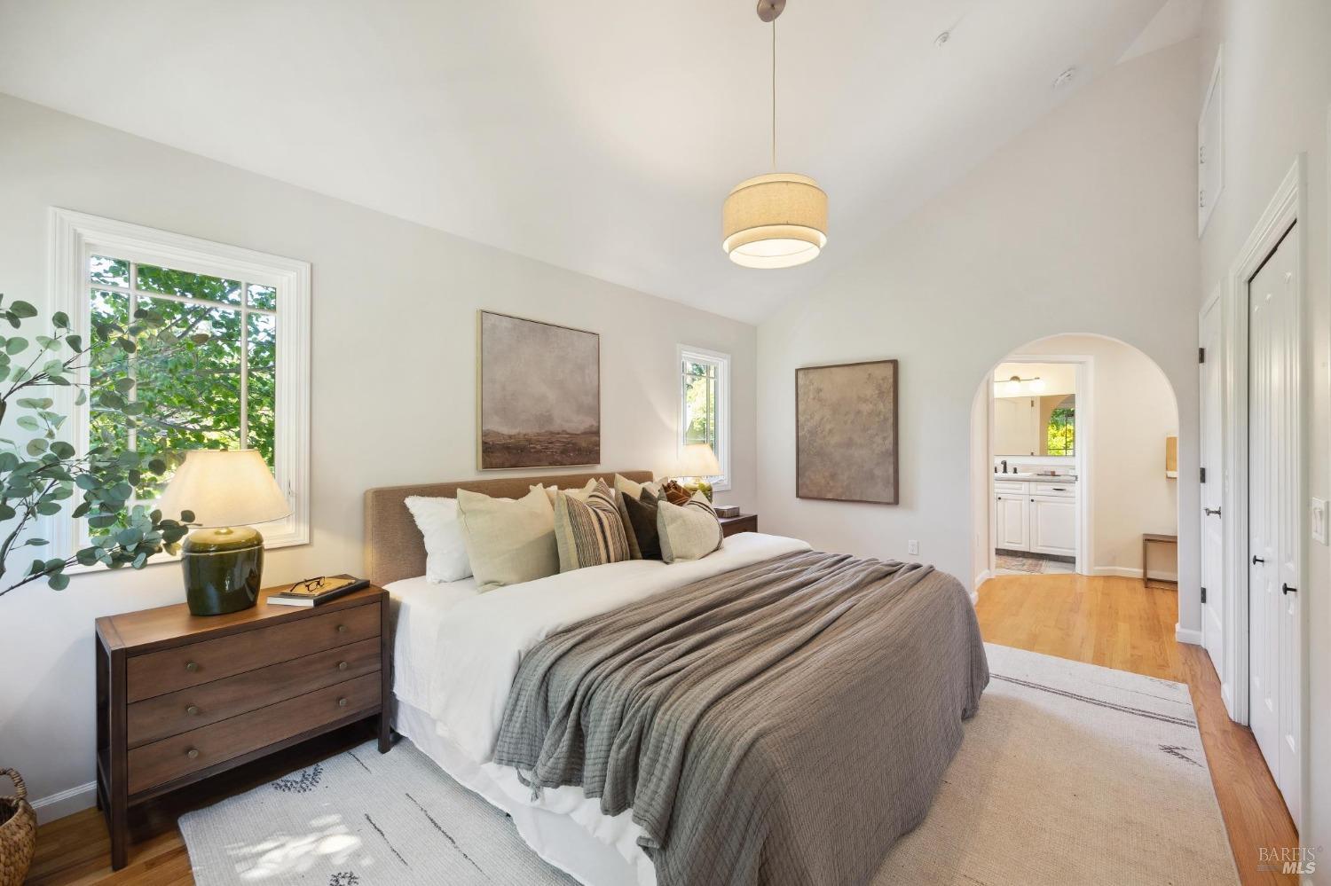 Detail Gallery Image 24 of 59 For 134 Laurel Ave, San Anselmo,  CA 94960 - 4 Beds | 2/1 Baths