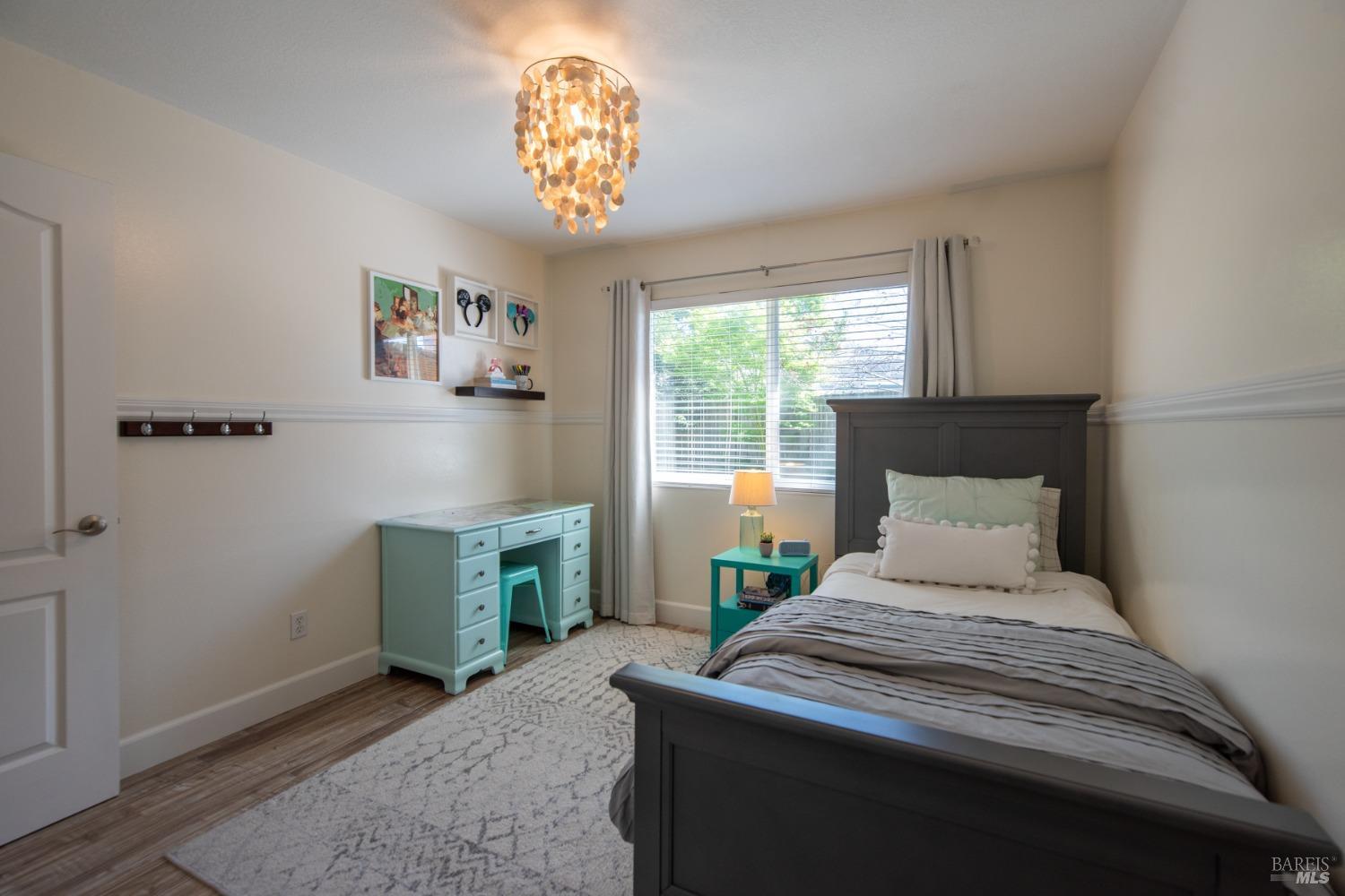 Detail Gallery Image 11 of 26 For 4322 Gloria Ct, Rohnert Park,  CA 94928 - 3 Beds | 2 Baths