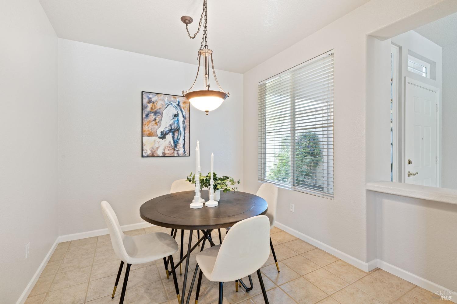 Detail Gallery Image 13 of 30 For 215 Albany St, Cloverdale,  CA 95425 - 2 Beds | 2 Baths