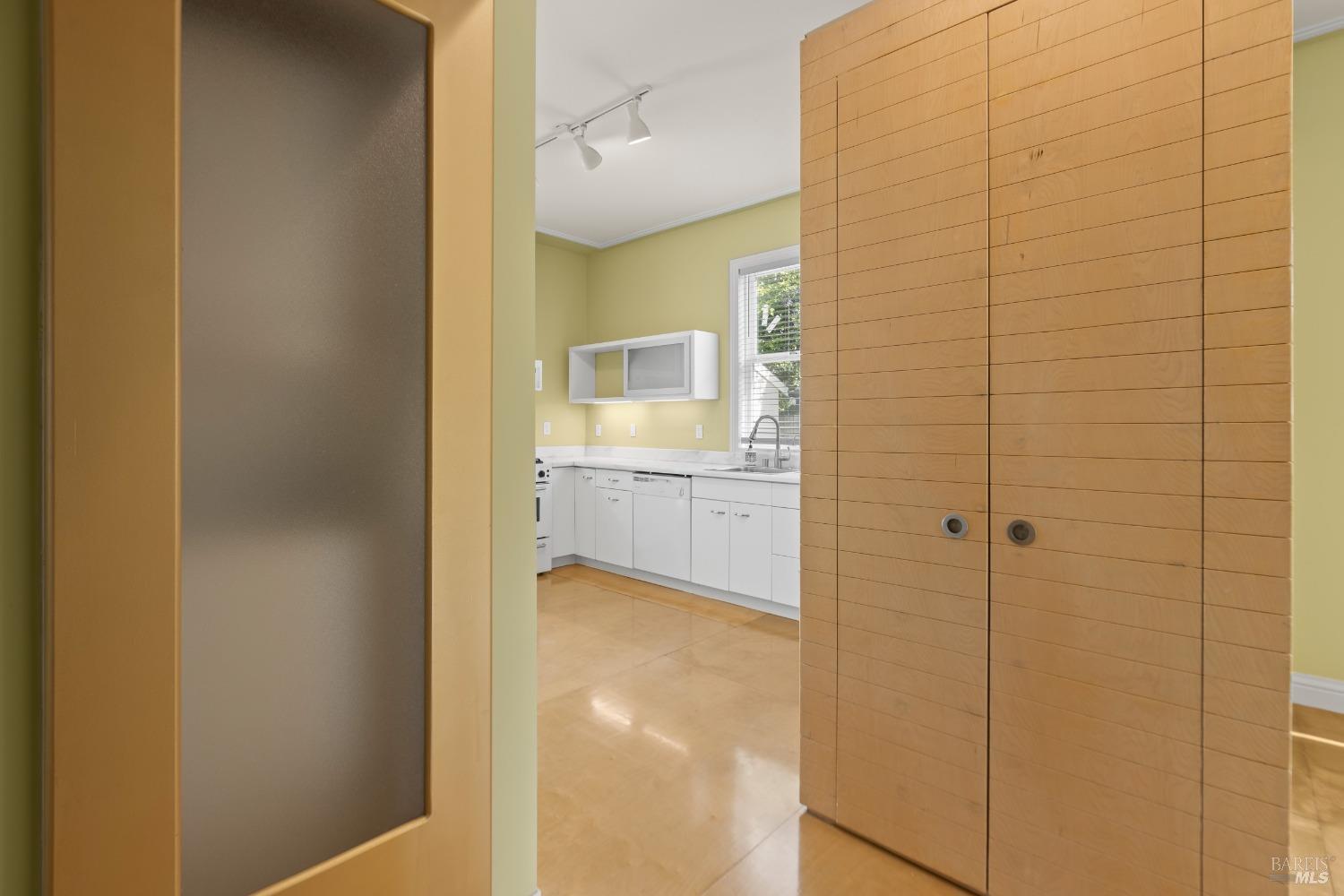 Detail Gallery Image 21 of 25 For 1330 Marin St, Vallejo,  CA 94590 - 2 Beds | 1 Baths