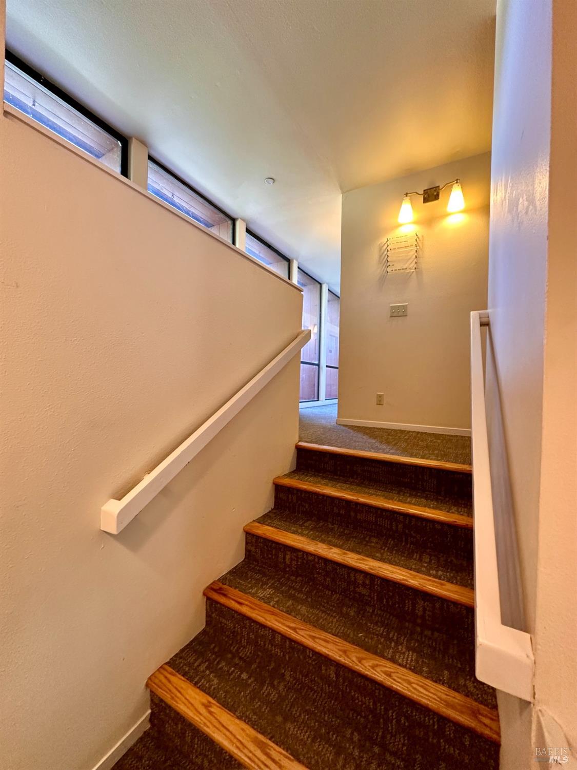 Detail Gallery Image 7 of 23 For 1485 Main St #301,  Saint Helena,  CA 94574 - – Beds | – Baths