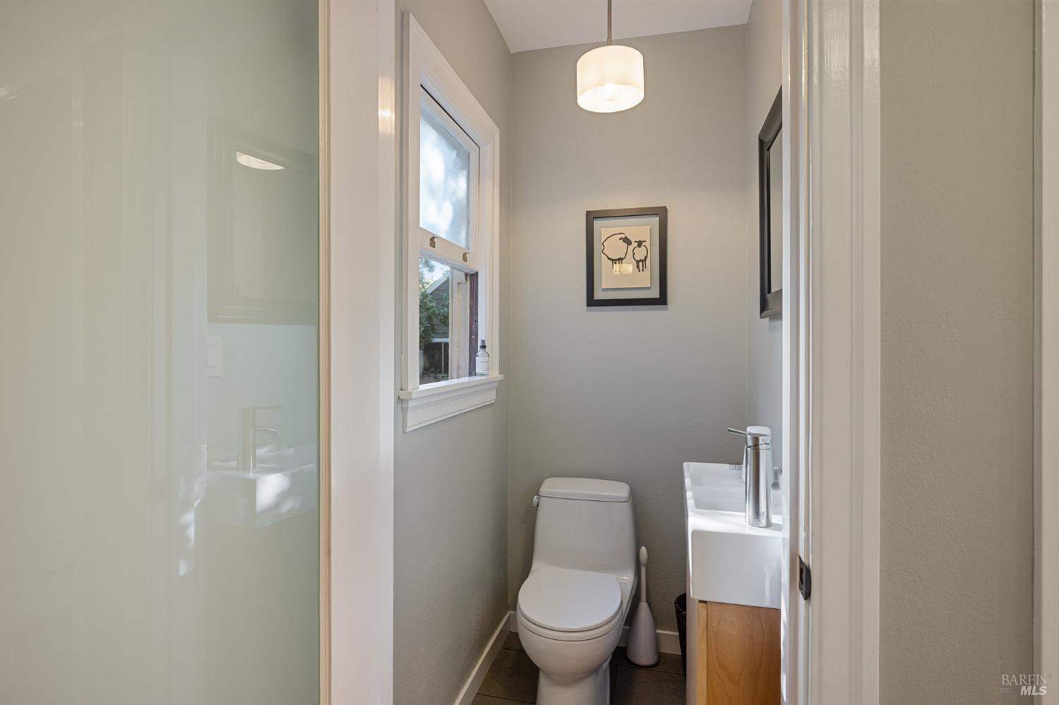 Detail Gallery Image 28 of 45 For 1625 Austin Way, Santa Rosa,  CA 95404 - 4 Beds | 1/1 Baths