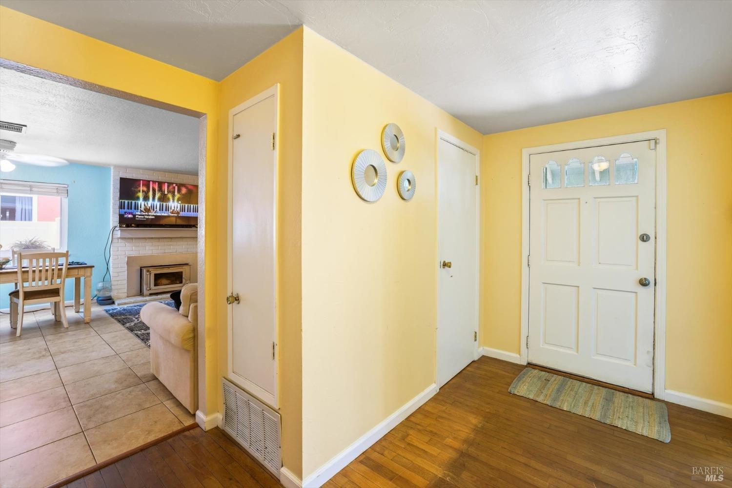 Detail Gallery Image 8 of 51 For 409 Dahlia St, Fairfield,  CA 94533 - 3 Beds | 2 Baths