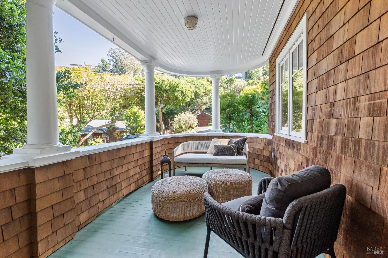 Detail Gallery Image 28 of 33 For 151 Edwards Ave, Sausalito,  CA 94965 - 3 Beds | 2/1 Baths